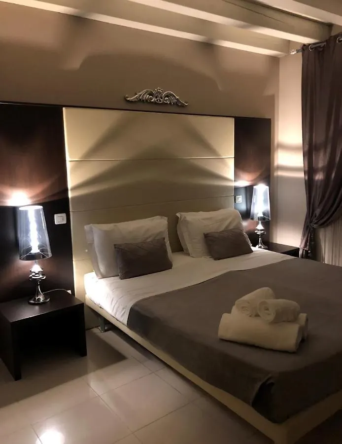 Villa Giotto Luxury Suite & Apartments メストレ