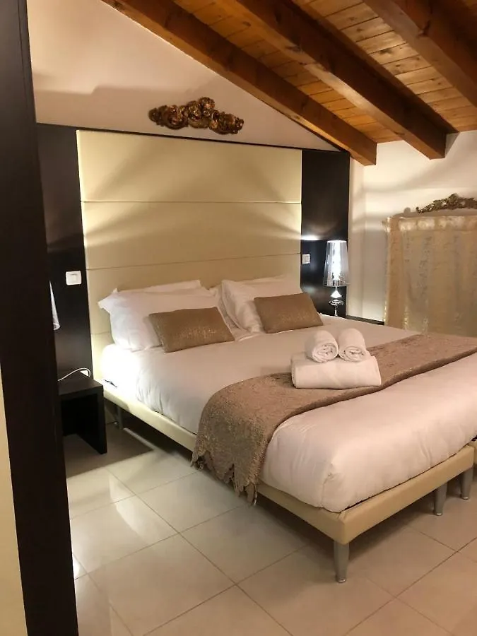 アパートホテル Villa Giotto Luxury Suite & Apartments メストレ